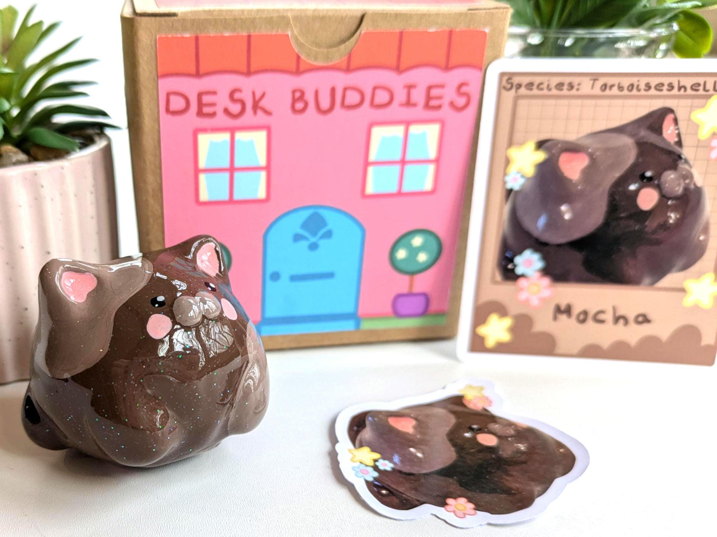 Desk Buddies- Desk Friend, Desk Buddy, Shelf Ornament, Office Ornament, Kawaii Figurine, Cute Figurine, Worry Pet, Hand made, Clay Pet