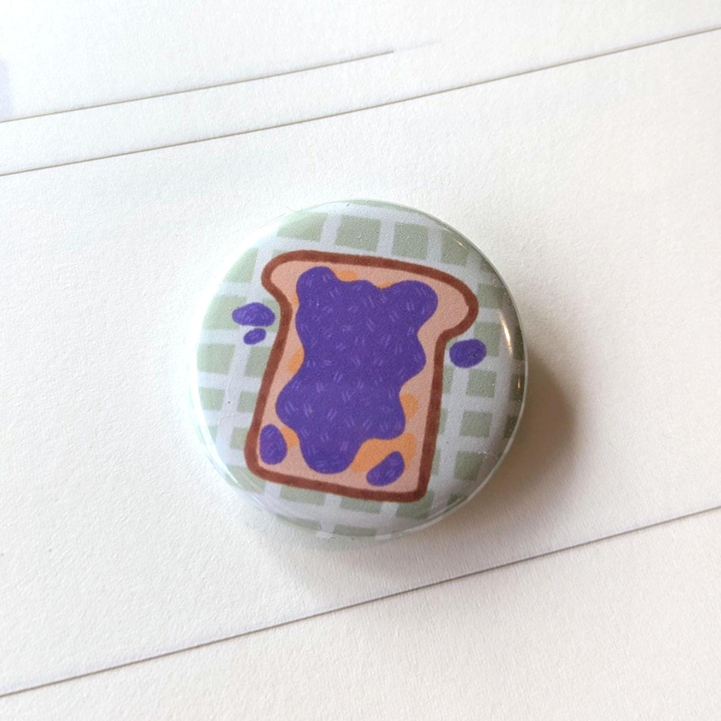 Toast Button Badges Set of 4 - Toast Badge, Beans on Toast badge, Bread Accessories, Food Pin Badge, Kawaii Food Pin Badge, Breakfast badge