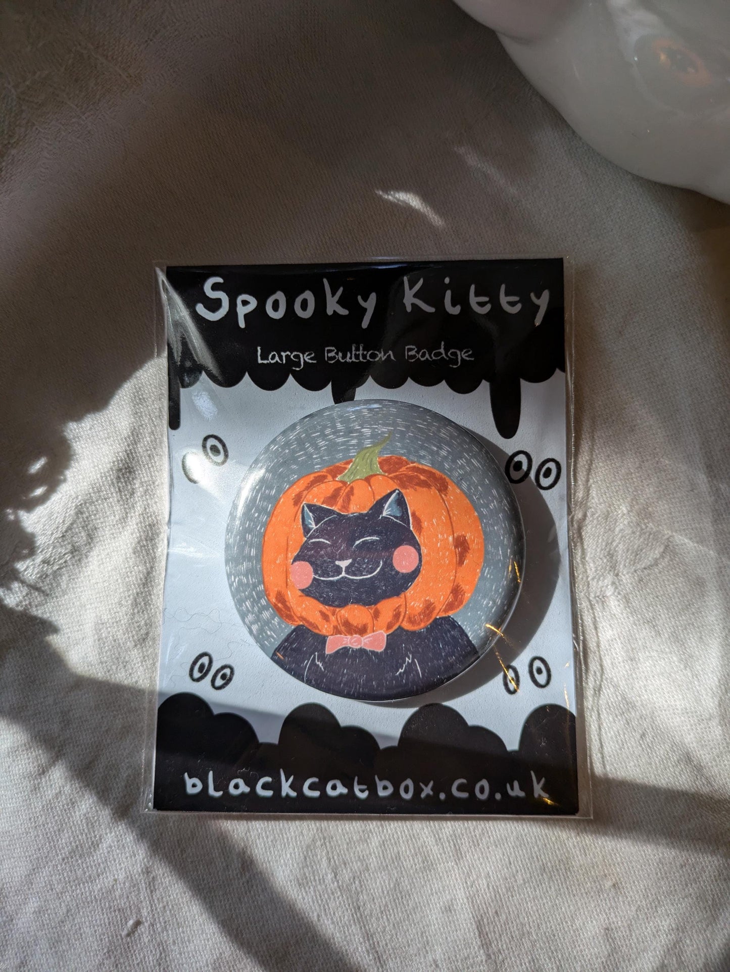Spooky Kitty Button Badges- Large Badge, Cute Button Badge, Spooky Season, Halloween Badge, Halloween Pin, Kawaii Button Badge